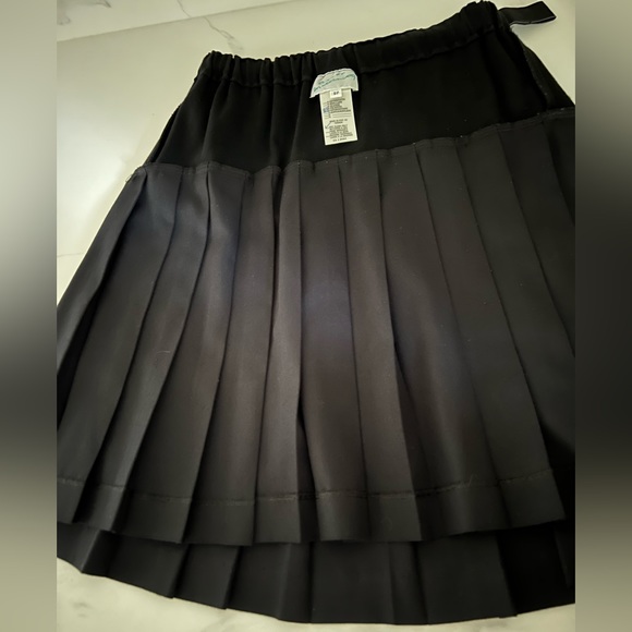 Rhonda Maternity black pleated skirt - Picture 14 of 14